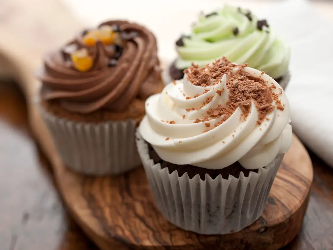 trio of cupcakes